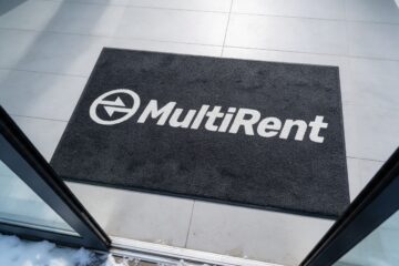 Multirentin logo ovimatossa